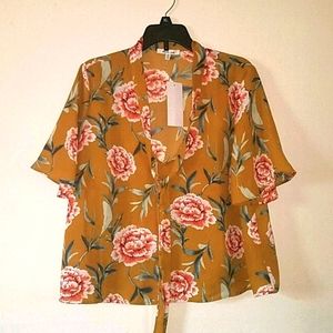 Bleuh Ciel Floral Short Sleeve Blouse